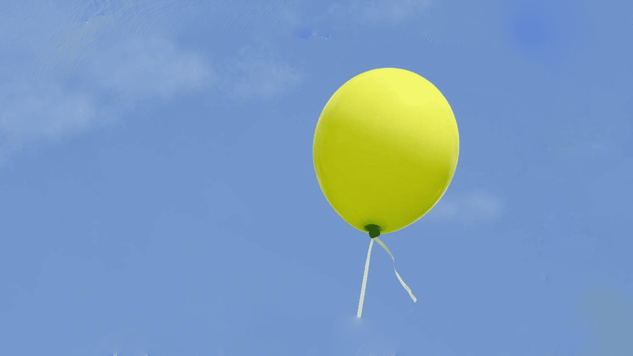Does air add weight to an inflated balloon?